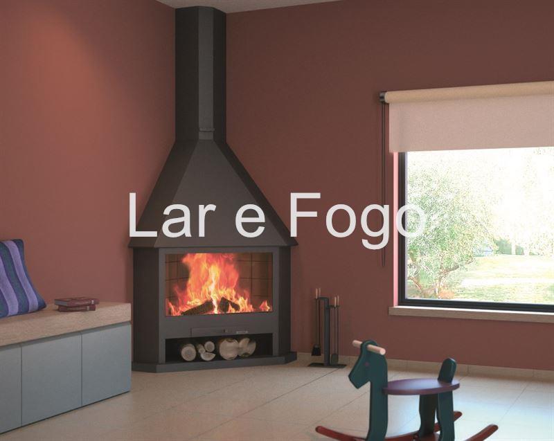 CHIMENEA DE LEÑA DE RINCÓN CON PUERTA FOCGRUP - Imagen 1